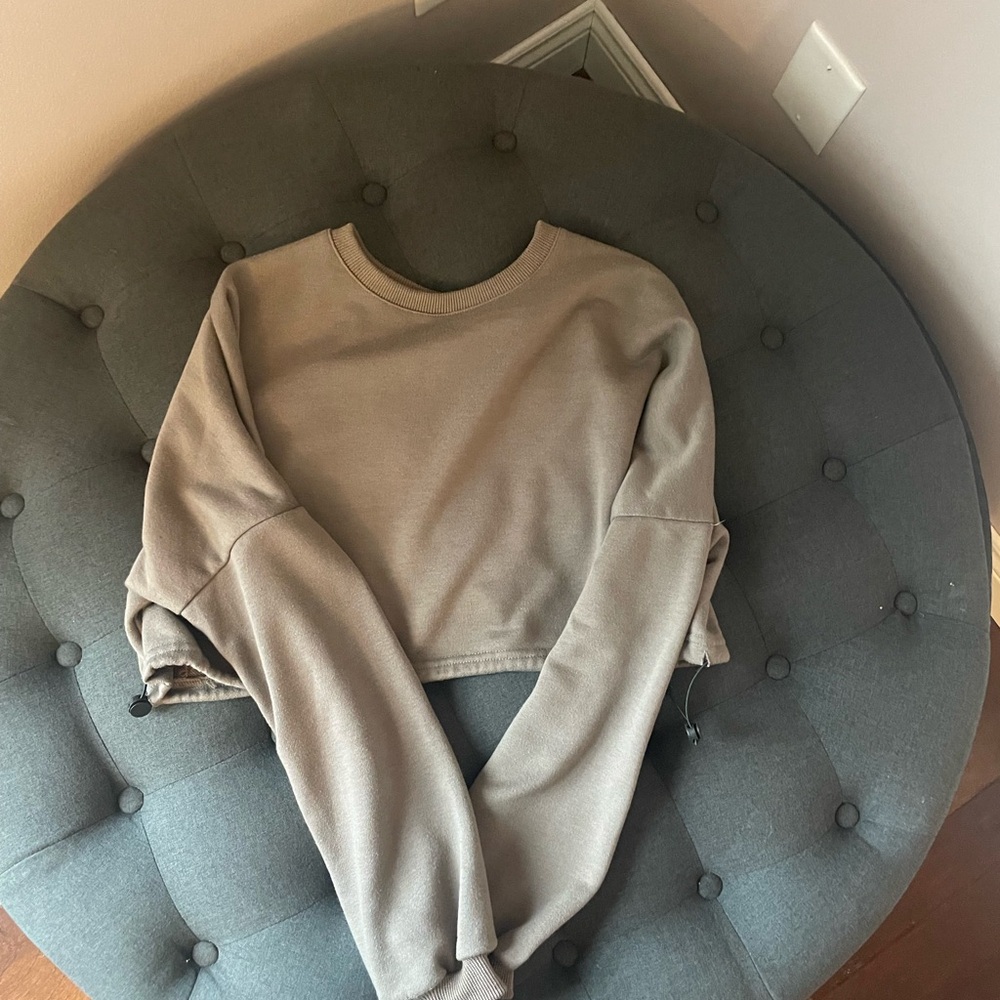 Super down crop top